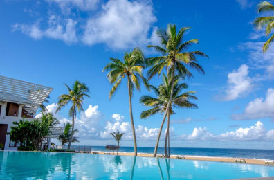 Avenra Beach Hikkaduwa