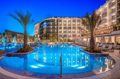 Vox Maris Resort