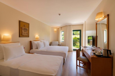 Miramare Queen Hotel