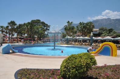 Club Boran Mare Beach