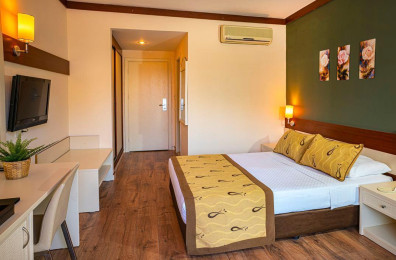 Rose Resort (adults only 14+)