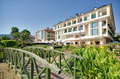 Golden Lotus Hotel