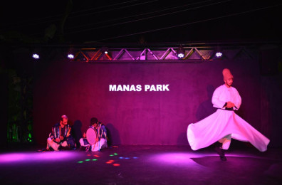 Manas Park Deluxe Hotel
