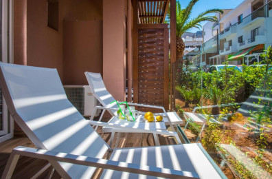 Mari Kristin Beach Hotel (adults only 14+)