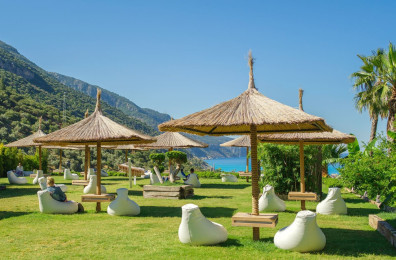 Manas Park Deluxe Hotel