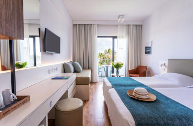 Louis Phaethon Beach Hotel