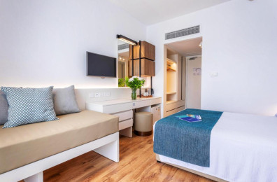 Louis Phaethon Beach Hotel