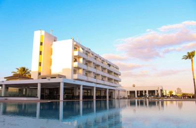 Pierre Anne Beach Hotel