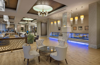 Dobedan World Palace (ex. Alva Donna World Palace)