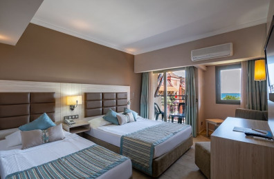 Palmeras Beach Hotel (ex. Club Hotel Insula)