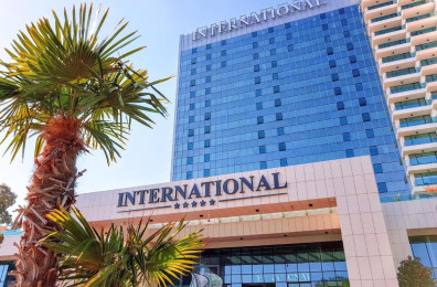 International Hotel Casino ' Tower Suites