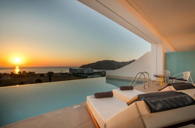 Lindos White Hotel ' Suites