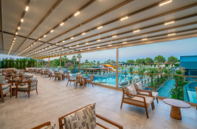 Vox Maris Resort