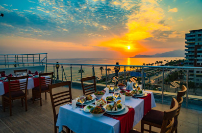 Senza Hotels Grand Santana