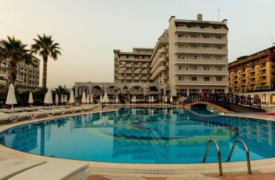 Holiday Garden Resort