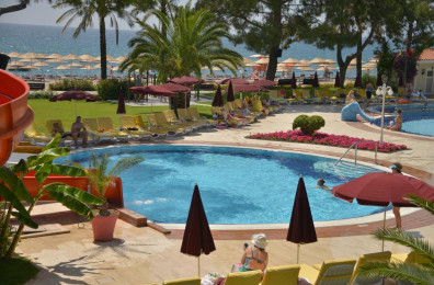 Club Boran Mare Beach