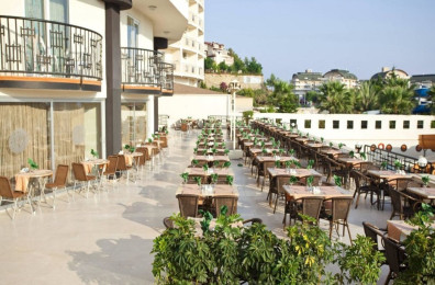 Arabella World Hotel