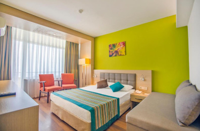 Meridia Beach Hotel