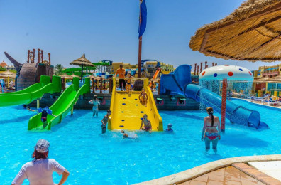 Titanic Beach Resort