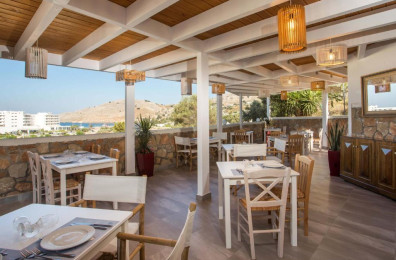 Lindos White Hotel ' Suites