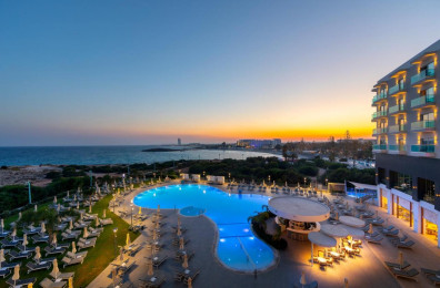 Nissiblu Beach Resort