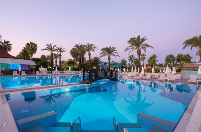 Aydinbey Famous Resort