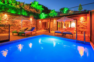 Manas Park Deluxe Hotel