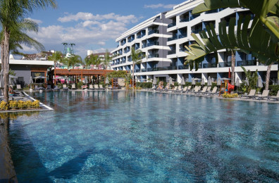 Liu Resorts