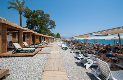 Crystal Aura Beach Resort ' Spa