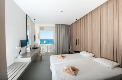 Pierre Anne Beach Hotel