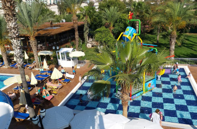 Caretta Beach Hotel