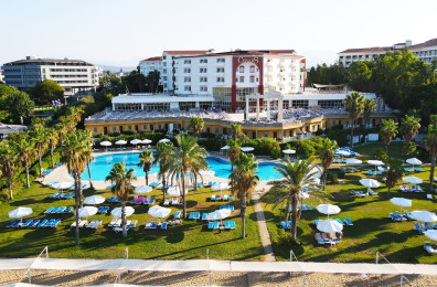 Cesars Resort Hotel Side