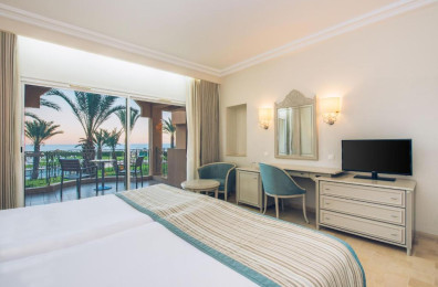 Iberostar Waves Averroes