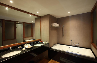 The Blue Water Resort ' Spa