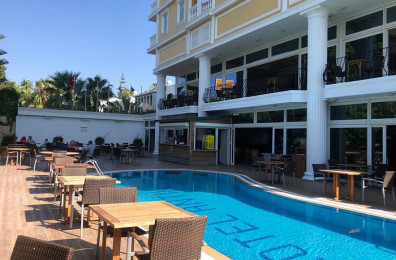 Antik Hotel ' Garden
