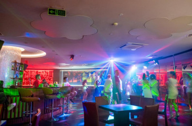 Michell Hotel (adults only 16+)