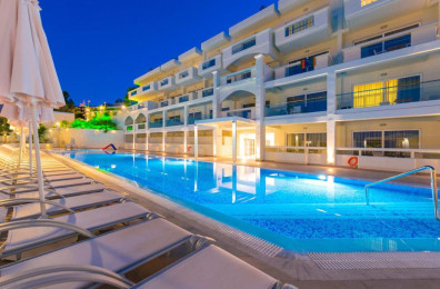 Lindos White Hotel ' Suites