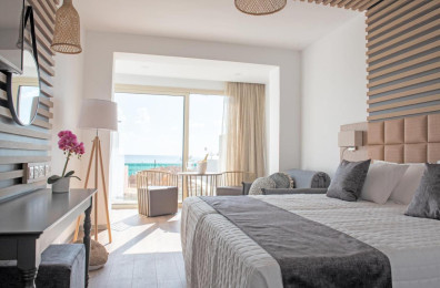 Pierre Anne Beach Hotel