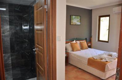 Katre Hotel